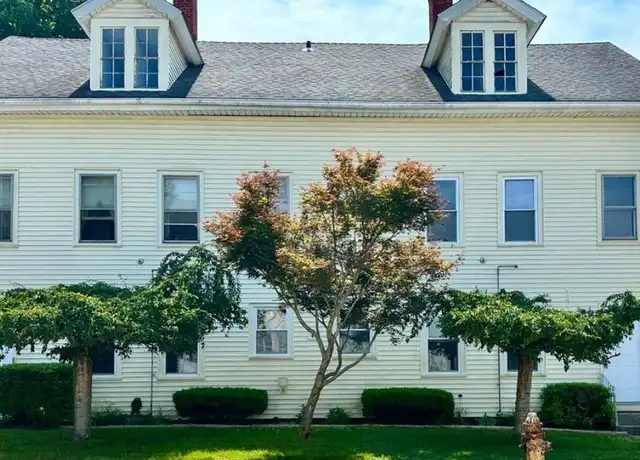 Property at 3 Holmes St Unit A, North Grosvenor Dale, CT, 06255, 4 beds, 1 bath, [object Object]