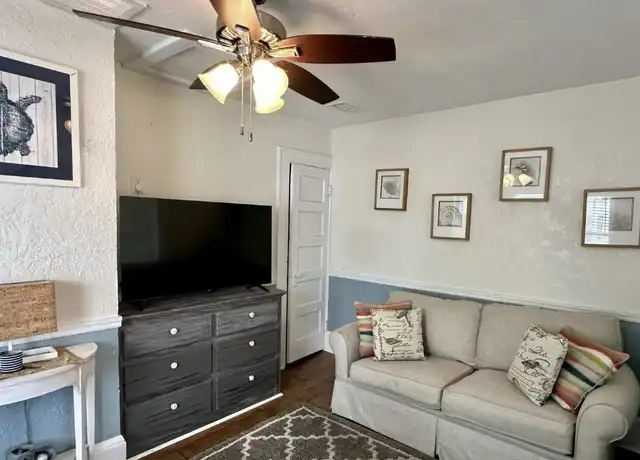 Property at 210 S Wild Olive Ave Unit 210, Daytona Beach, FL, 32118, 1 bed, 1 bath, [object Object]
