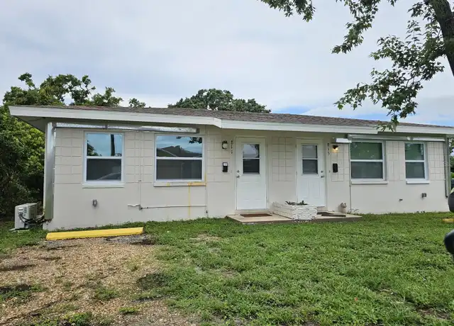 Property at 815 10th St NW, Largo, FL, 33770, 1 bed, 1 bath, [object Object]
