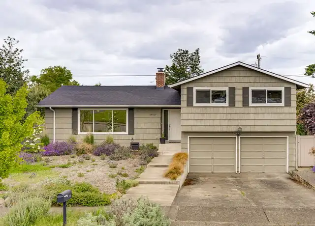 Property at 14017 NE Sacramento St, Portland, OR, 97230, 3 beds, 1.5 baths, [object Object]