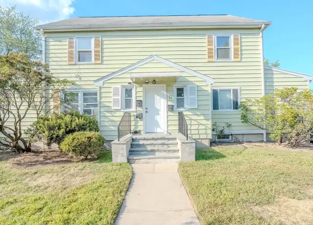 Property at 56 Leonard St Unit B, Stamford, CT, 06906, 3 beds, 1.5 baths, [object Object]