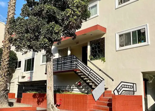 Property at 542HOB - 542 S Hobart Blvd, Los Angeles, CA, 90020, 0 beds, 1 bath, [object Object]