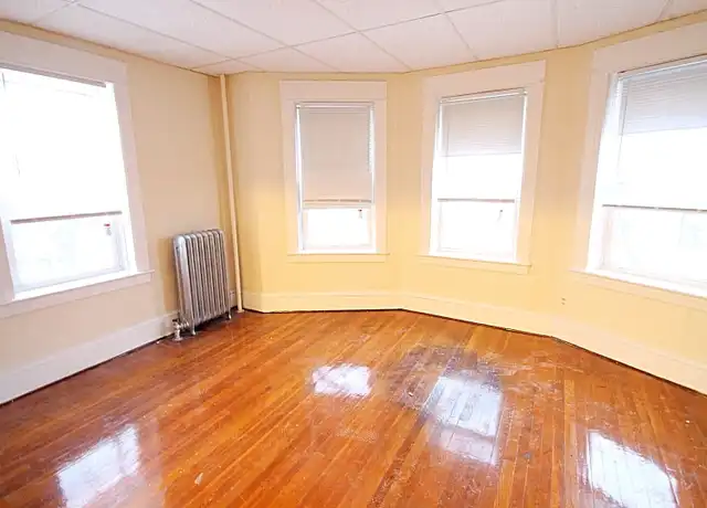 Property at 406-408 Belmont Ave Unit 408 3R, Springfield, MA, 01108, 1 bed, 1 bath, [object Object]