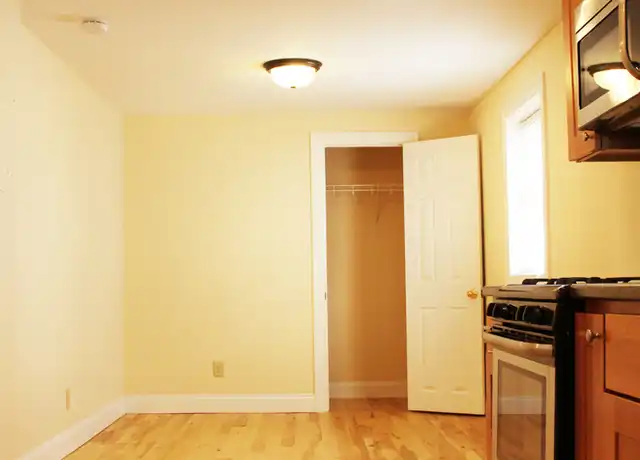 Property at 152 North St Apt C, Burlington, VT, 05401, 0 beds, 1 bath, [object Object]