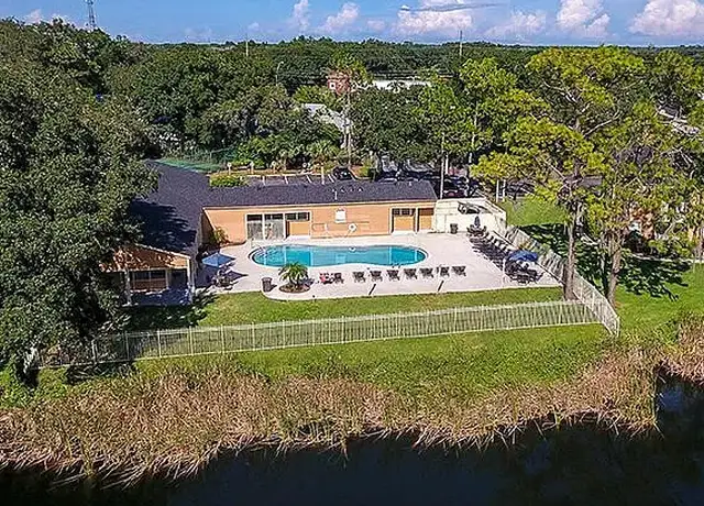Photo of 202 Windwood Oaks Dr, Tampa, FL 33613