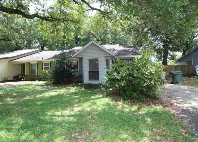 Property at 6201 Forest Pines Dr Unit D, Pensacola, FL, 32526, 2 beds, 1 bath, [object Object]