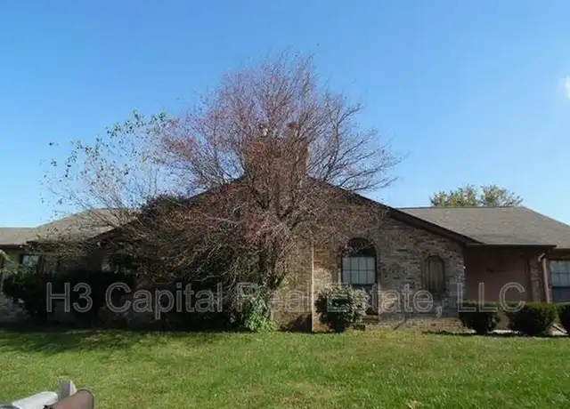 Property at 4 Ramona Dr, Belleville, IL, 62221, 2 beds, 2 baths, [object Object]