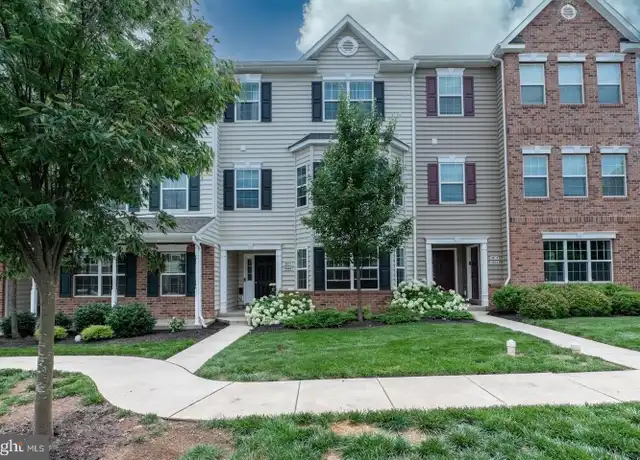 Property at 3089 Davenport Way Unit M75, Pennsburg, PA, 18073, 2 beds, 1.5 baths, [object Object]