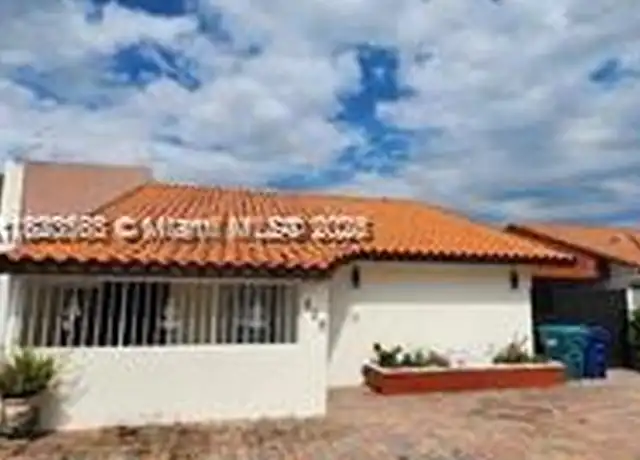 Property at 115 SW 116th Ct Unit 115, Miami, FL, 33174, 2 beds, 1 bath, [object Object]