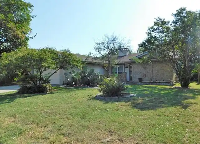 Property at 203 Wildfire Dr, Lewisville, TX, 75067, 4 beds, 2 baths, [object Object]
