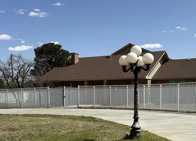 Property at 1002 E County Road 127, Midland, TX, 79706, 4 beds, 3 baths, [object Object]