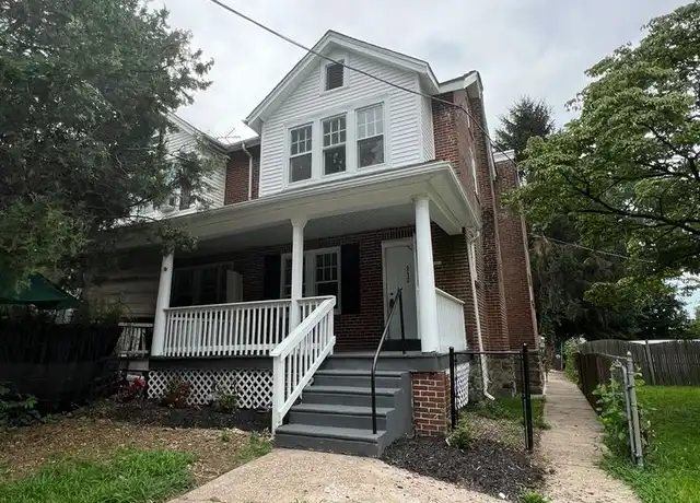 Property at 910 E 20th St, Chester, PA, 19013, 3 beds, 1 bath, [object Object]