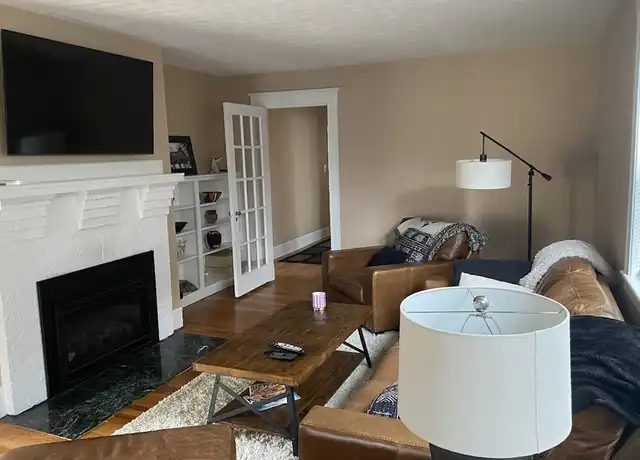 Property at 21 Bonwood St Unit 1, Newtonville, MA, 02460, 3 beds, 1 bath, [object Object]