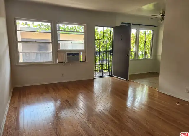 Property at 939 N Stanley Ave Unit 6, West Hollywood, CA, 90046, 1 bed, 1 bath, [object Object]