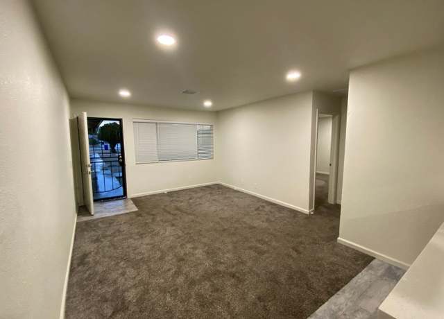 Photo of 20381 Zuni Rd #3, Apple Valley, CA 92307