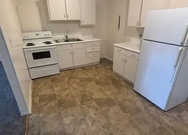 Property at 423 SE Winfield Ave Unit 441, Topeka, KS, 66607, 2 beds, 1 bath, [object Object]