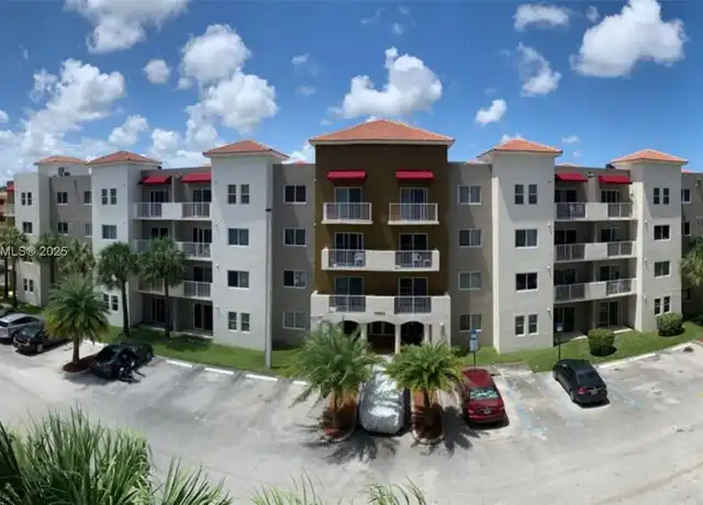 Property at 11040 SW 196th St #405, Cutler Bay, FL, 33157, 2 beds, 2 baths, [object Object]