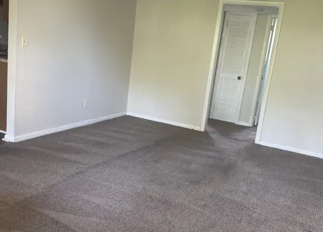 Property at 1701 N John B Dennis Hwy Unit 41, Kingsport, TN, 37664, 1 bed, 1 bath, [object Object]