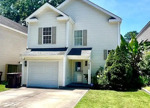 Property at 1935 Weber Ave, Chesapeake, VA, 23320, 3 beds, 2.5 baths, [object Object]