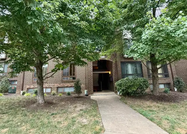 Property at 122 Roberts Ln #400, Alexandria, VA, 22314, 2 beds, 2 baths, [object Object]