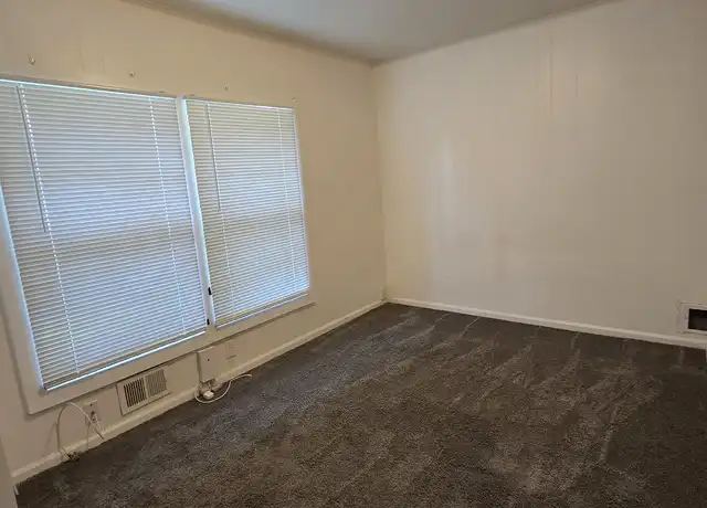 Property at 14213 S Haven Rd, Grandview, MO, 64030, 4 beds, 2 baths, [object Object]