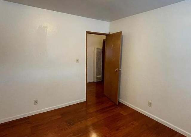 Photo of 1146 Washington Ave, Albany, CA 94706