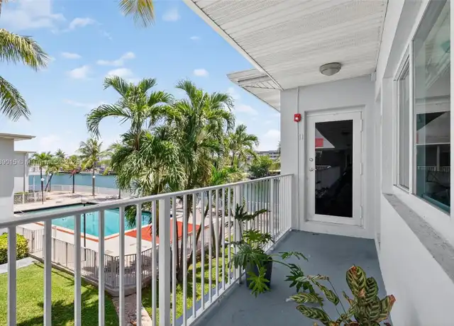 Property at 7207 Bay Dr #12, Miami Beach, FL, 33141, 1 bed, 1 bath, [object Object]