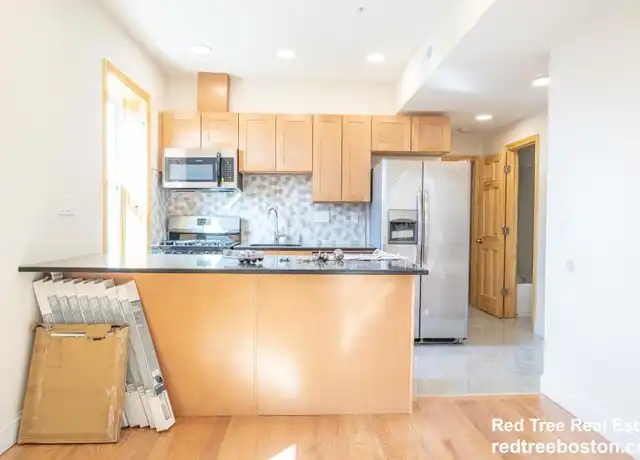 Property at 20 Winthrop St, Roxbury, MA, 02119, 4 beds, 2 baths, [object Object]