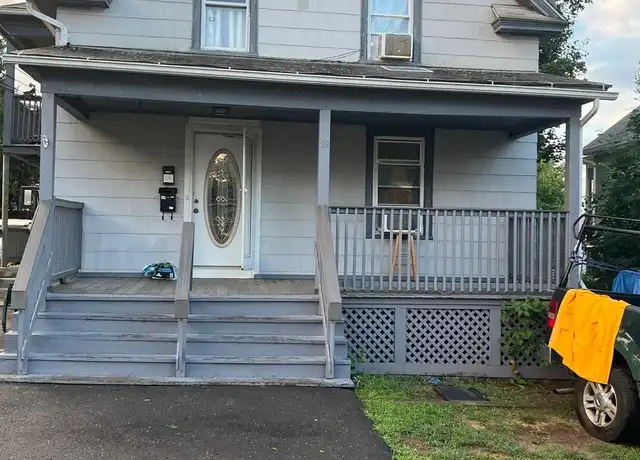 Property at 92 Temple St, Waterbury, CT, 06706, 2 beds, 1 bath, [object Object]