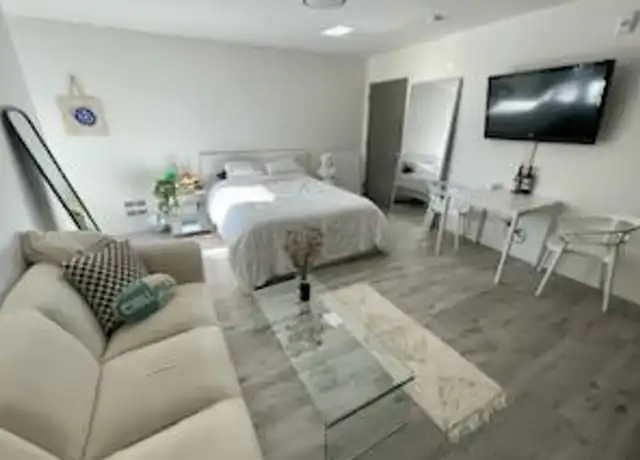 Property at 2715 California Ave SW Unit 104, Seattle, WA, 98116, 0 beds, 1 bath, [object Object]