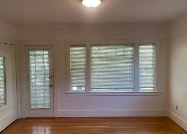 Property at 927 35th St Unit 3, Sacramento, CA, 95816, 2 beds, 1 bath, [object Object]