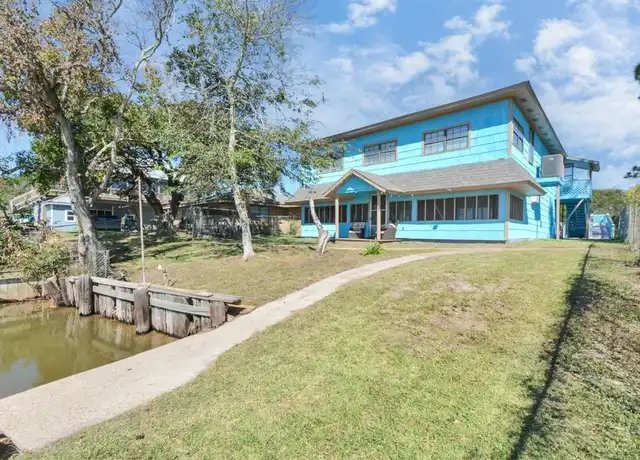Property at 215 Veselka Rd, Freeport, TX, 77541, 5 beds, 2 baths, [object Object]