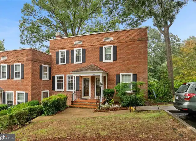 Property at 4803 27th Rd S, Arlington, VA, 22206, 3 beds, 2 baths, [object Object]