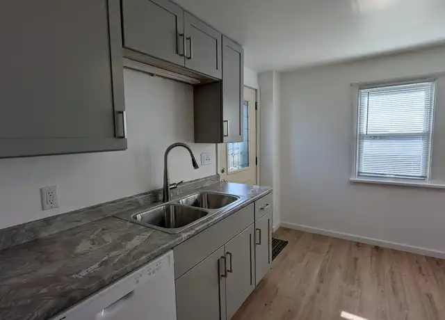 Property at 123 3rd St, Oconto, WI, 54153, 3 beds, 1.5 baths, [object Object]