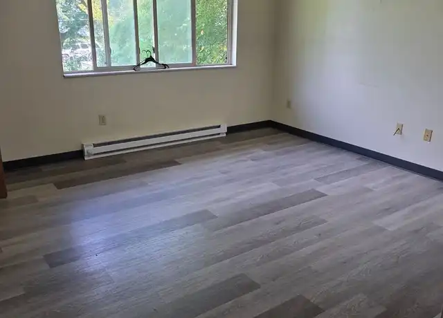 Property at 519 N 3rd St Unit 24, Marshalltown, IA, 50158, 1 bed, 1 bath, [object Object]