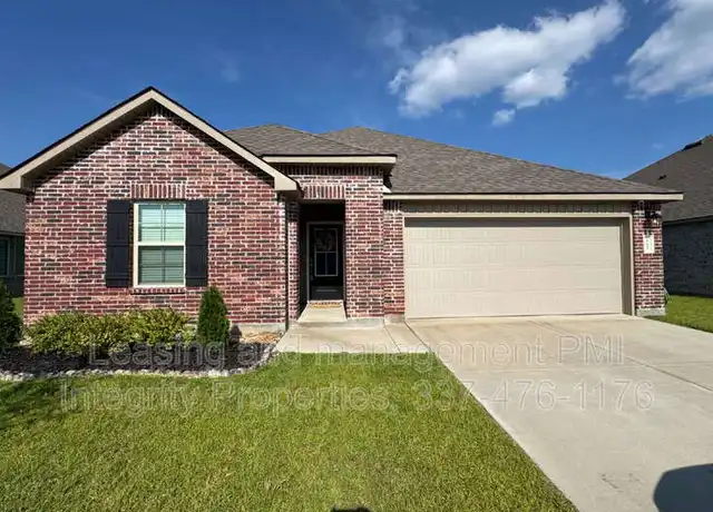 Property at 113 S Lakepointe Dr, Lafayette, LA, 70506, 4 beds, 3 baths, [object Object]