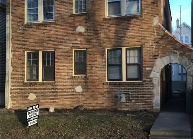 Property at 3304 N Newhall St Unit 4, Milwaukee, WI, 53211, 1 bed, 1 bath, [object Object]