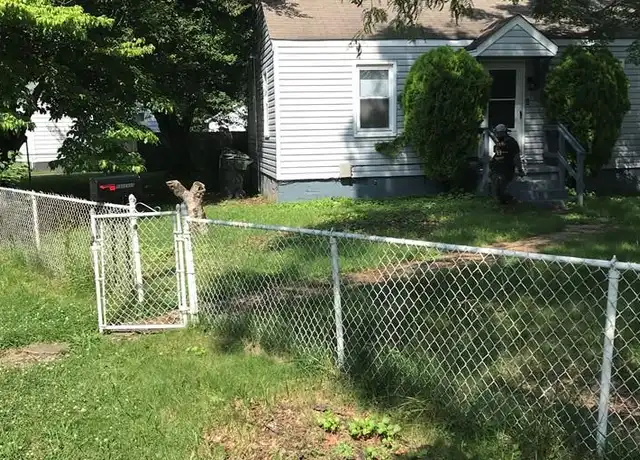 Property at 13 Cornell Dr, Hampton, VA, 23669, 2 beds, 1 bath, [object Object]