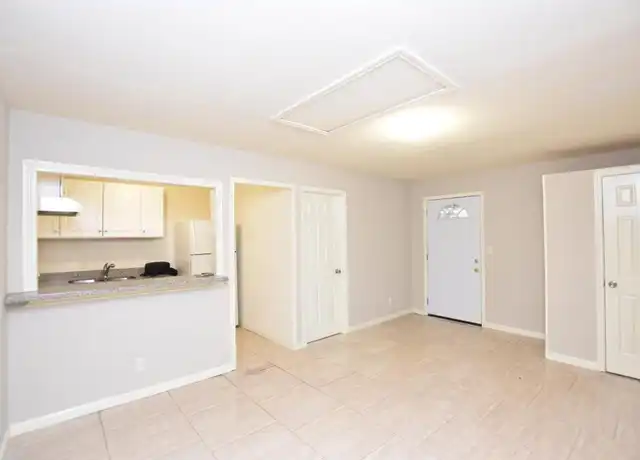 Property at 3807 Brock St, Houston, TX, 77023, 1 bed, 1 bath, [object Object]