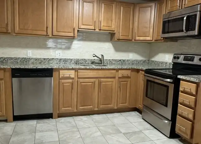 Property at 110 Babcock St Unit 28, Brookline, MA, 02446, 2 beds, 1 bath, [object Object]