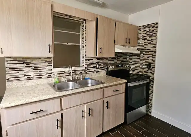 Property at 4343 Cassius St, Orlando, FL, 32811, 1 bed, 1 bath, [object Object]
