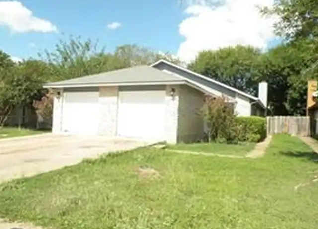 Property at 1006 Fieldwood Dr Unit B, Austin, TX, 78758, 2 beds, 1.5 baths, [object Object]