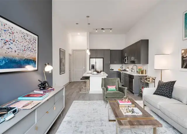 Property at 160 Birdsall St Unit 1327, Houston, TX, 77007, 1 bed, 1 bath, [object Object]