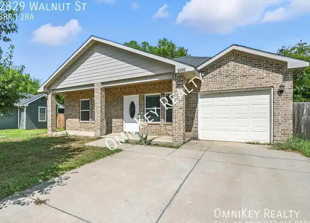 Property at 2829 Walnut St, Greenville, TX, 75401, 3 beds, 2 baths, [object Object]
