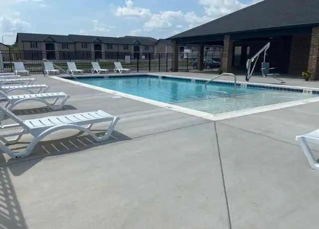 Property at 418 Pauline Dr Unit 1, Berea, KY, 40403, 2 beds, 2 baths, [object Object]