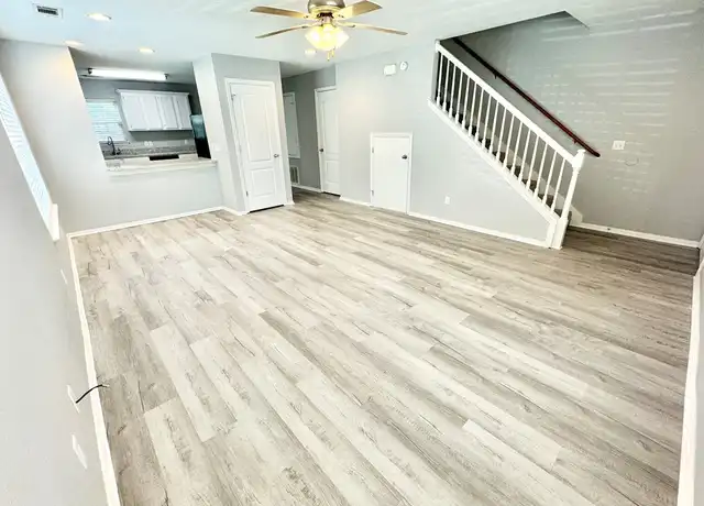 Property at 1428 W Netherland Way Unit 4, Fayetteville, AR, 72701, 3 beds, 2.5 baths, [object Object]