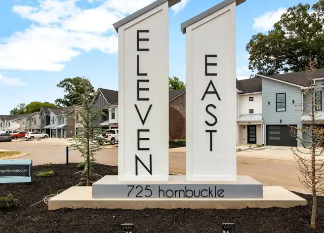 Property at 725 Hornbuckle Rd Unit M2, Clarksville, TN, 37043, 3 beds, 2.5 baths, [object Object]