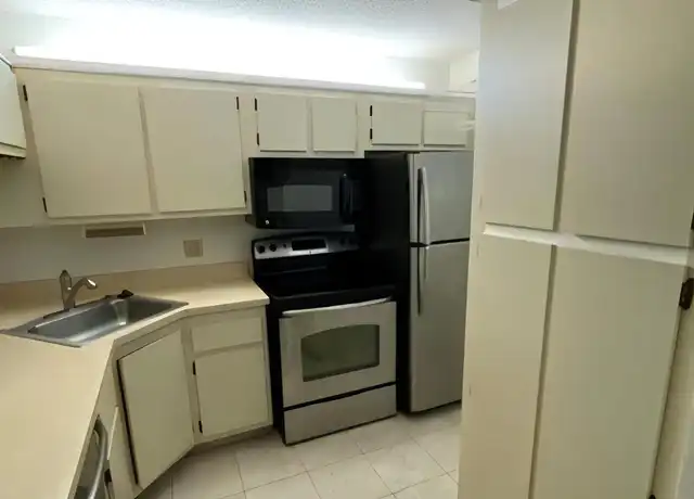 Property at 208 Foxtail Dr Unit B3, Greenacres, FL, 33415, 2 beds, 2 baths, [object Object]