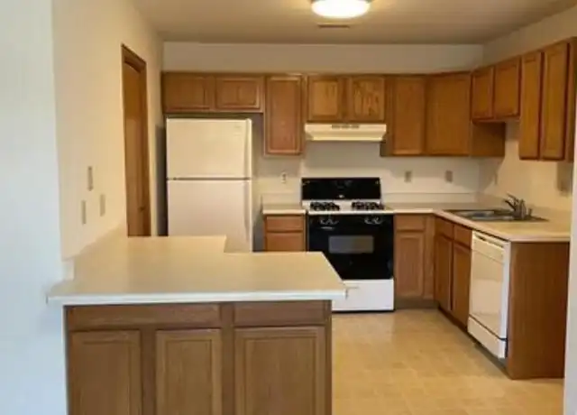 Property at 145 Liberty Ln, Sycamore, IL, 60178, 1 bed, 1 bath, [object Object]