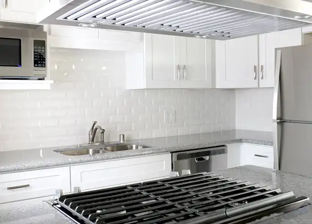Property at Harbor Villa Apartments - 2810 Keats St, San Diego, CA, 92106, 1 bed, 1 bath, [object Object]